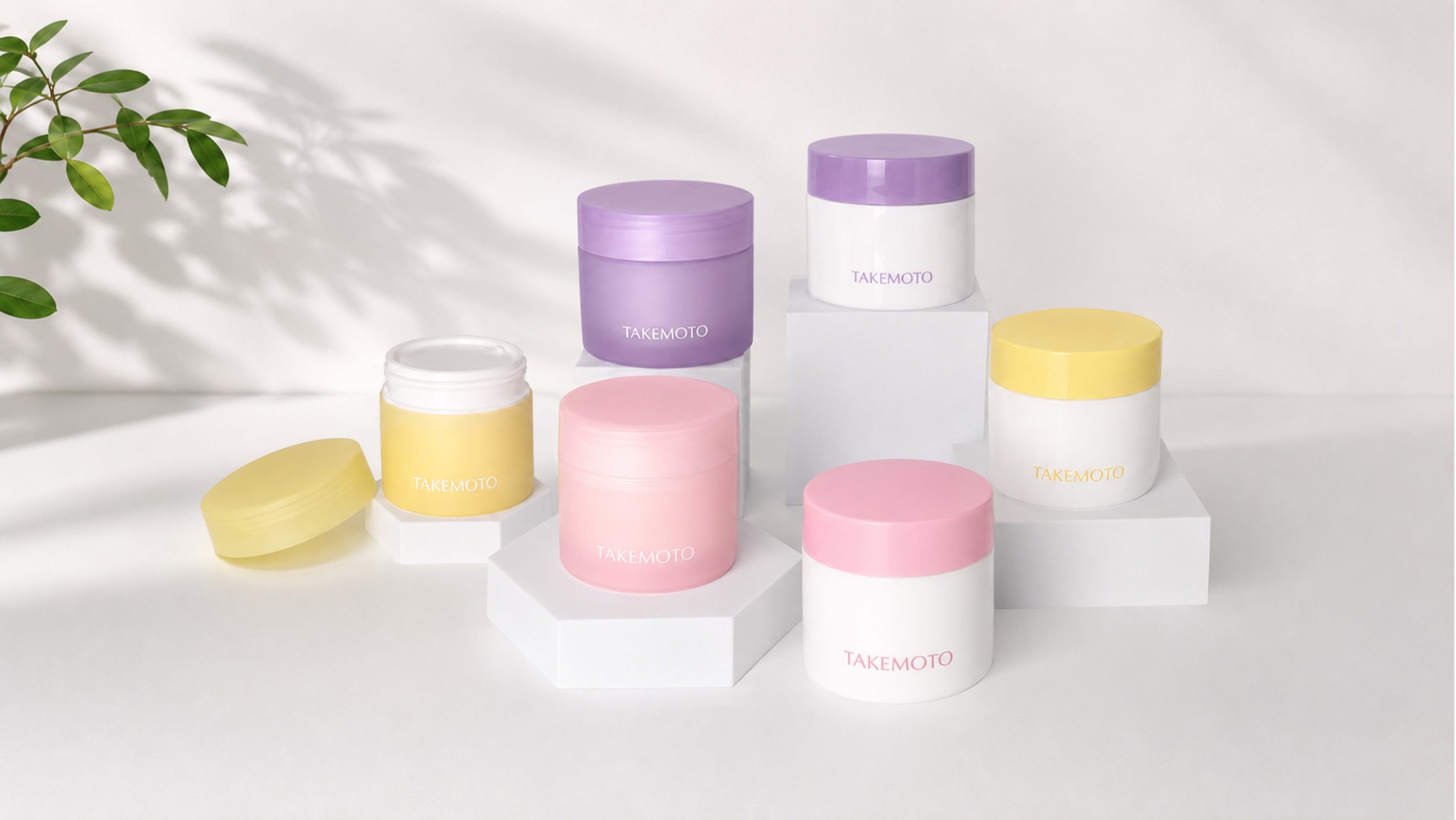 The popular JNC series expands: New 120 to 200 mL sizes for our simple round PP jars, available in both glossy and matte finishes